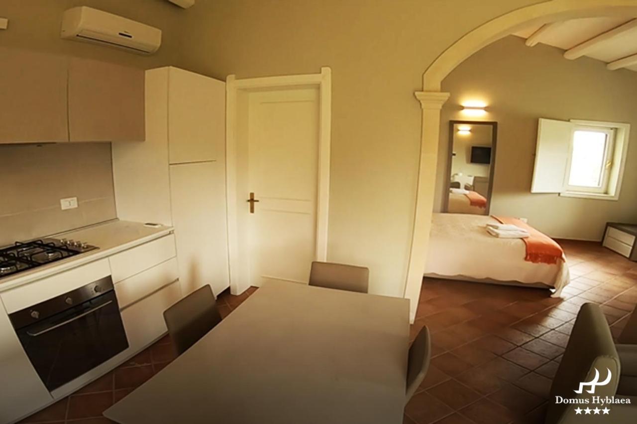 Domus Hyblaea Resort Палаццоло-Акреиде Экстерьер фото